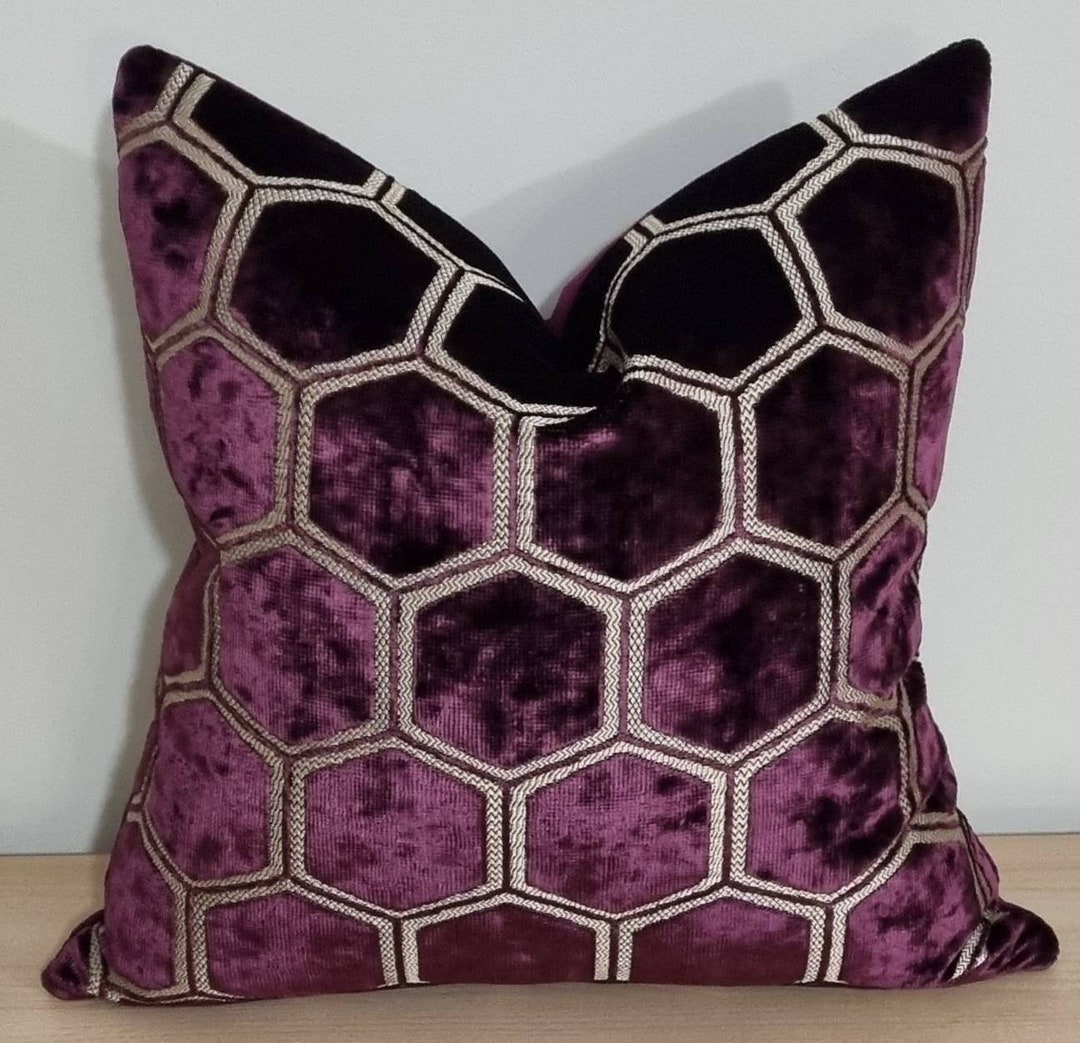 Designers Guild Manipur Damson Omega Samt Kissenbezug 40x40 Cm Etsy designers-guild-manipur-damson-omega-samt-kissenbezug-40x40-cm-etsy
