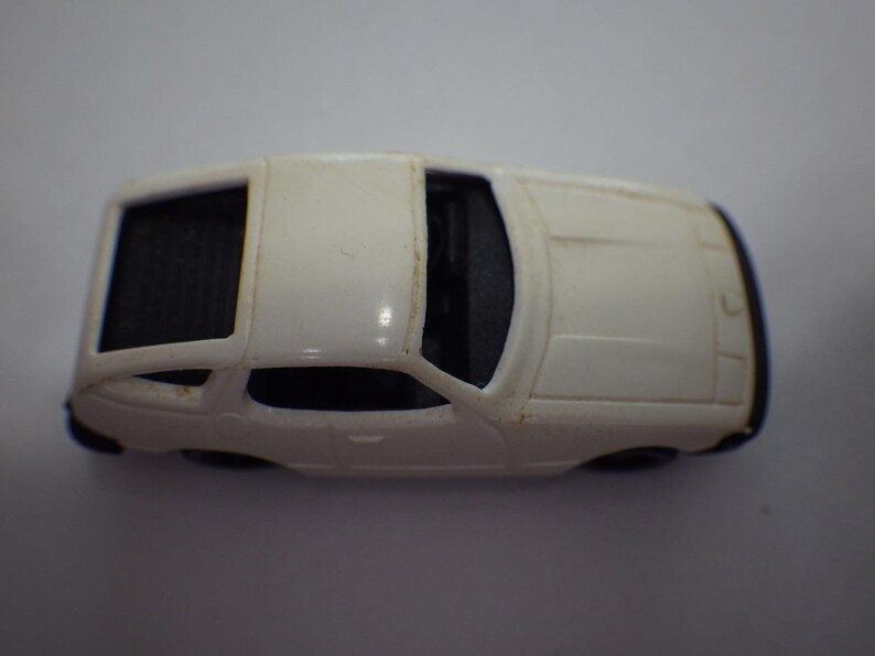 White Porsche 924 Plastic 1:89 Germany Bruder-Mini
