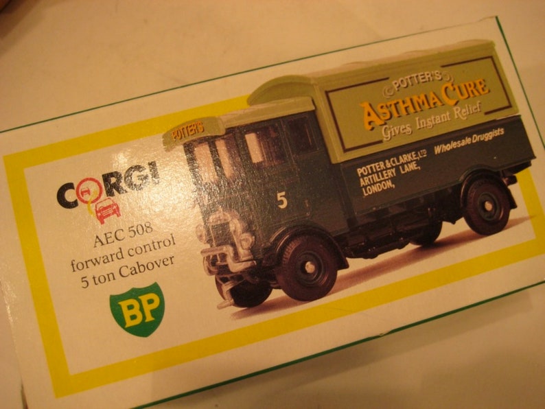 Corgi BP Great Britain Light GreenDark Green AEC 508 5-Ton Cabover 1:40 NIB