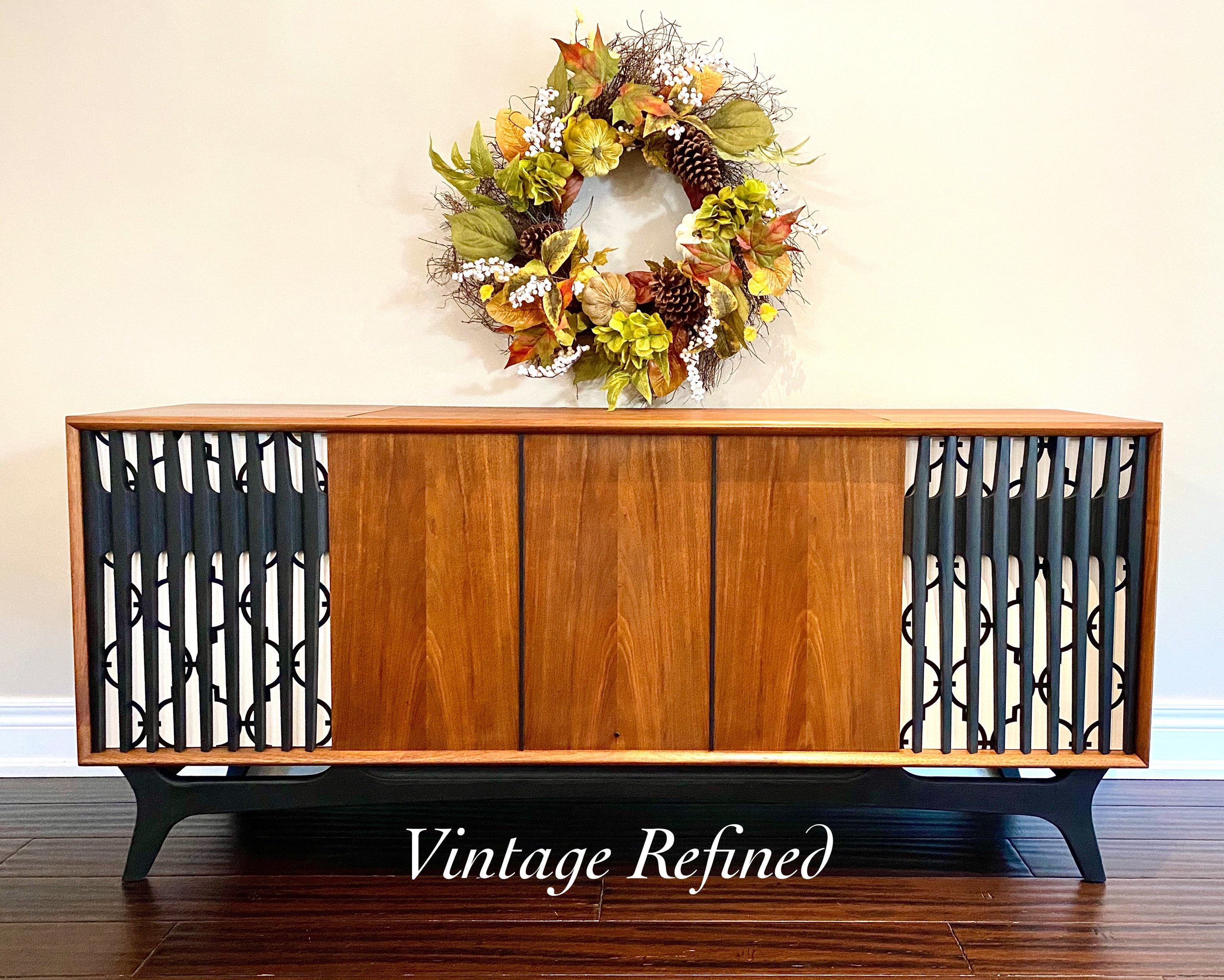 SOLD - 1950s MCM Emerson Console - Etsy