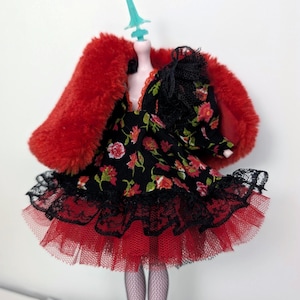 Kleidung für Monster High g1 / OOAK