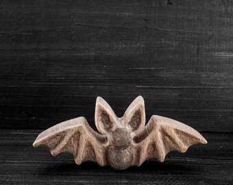 Wooden Bat Toy - Wooden Bat Figurine - Wooden Animal Figurine - Nocturnal Statue - Wooden Decoration