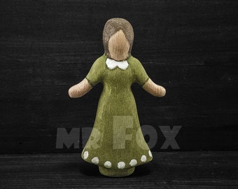 ヴィンテージ フィギュア / 彫像: 雄鶏とバスケットを持つ少女、木彫り