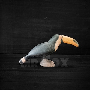 Wooden Toy Toucan - Wooden Toucan Toy - Wooden Toucan Figurine - Waldorf Wooden Toy - Montessori Wooden Toy - Wooden Bird Figurine