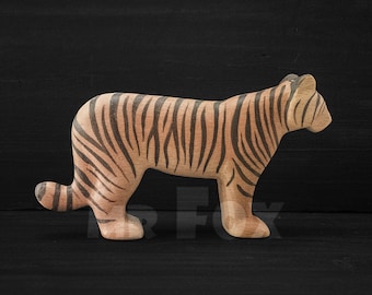 Figurine de tigre en bois - Jouet de tigre en bois - Tigre du zodiaque chinois - Animaux de safari en bois - Cadeau fait à la main - Cadeaux de demoiselle d’honneur - Cadeaux de palefreniers