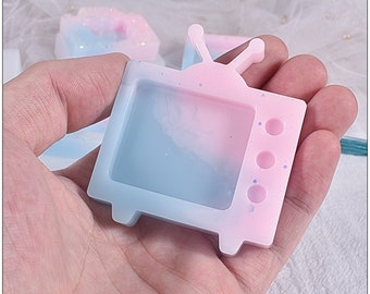 Quicksand Resin Molds, Resin Shaker Mold, Game Consoles Set Keychain Silicone Mold, Television, Game Cards, Camera House Shaker Mold F505