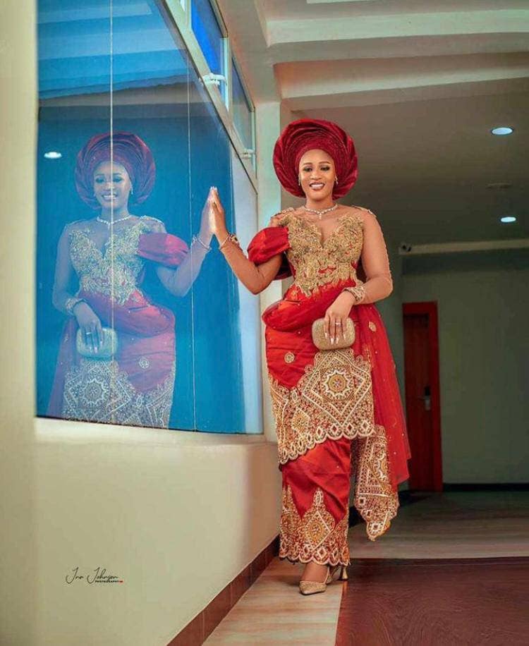 traditional wedding dresses