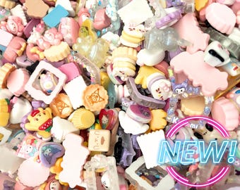 Dijes Decoden de Sanrio, 113 g (4 oz), principalmente dijes, ¡algunas cuentas incluidas!