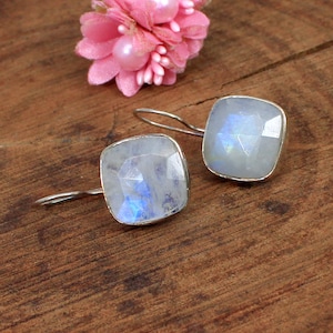 Sterling Silver Moonstone Earrings, Rainbow Moonstone, Handmade Dangle Earrings, Gemstone Earrings, Flashy Earrings, Gift Items, Statement