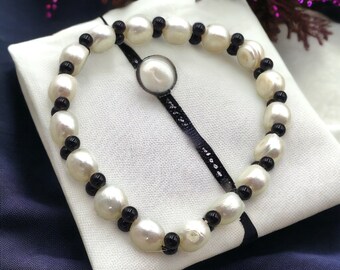 Onyx-Perlen Armband | sehr angenehm zu tragen | 18 cm dehnbar | Schutzstein | Top Qualität | spendet Kraft und Trost