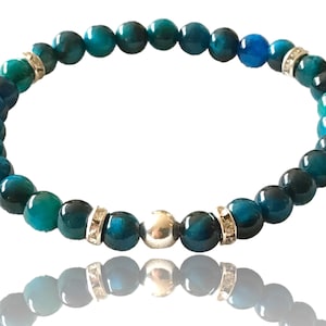 Elegantes blaues Tigerauge Perlenarmband mit 925 Silberperle und versilberten Trennern - handgefertigt - Schutzstein gegen negative Energien