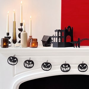 Spooky Halloween Pumpkin Garland