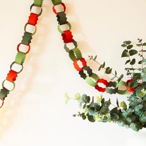 Christmas Paper Chain Garland, Festive Home Decor, 3m long, 118inch