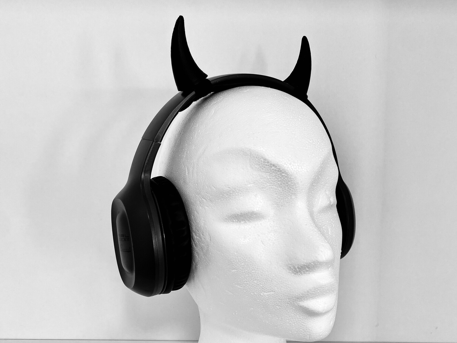 Devil Horns Headset Attachments & Cosplay Props. Twitch Streamer Gaming
