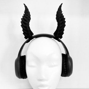 Awesome Horns for Headset - Comfortable and Lightweight Headphones Attachments for  Gamer, Twitch Streamer and Cosplay