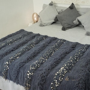 Manta de boda Handira | Manta marroquí de lujo hecha a mano, gris Handira con lentejuelas metálicas, alfombras bereberes, manta tejida para cama.