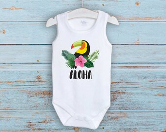 Aloha Tucan Onesie®, personalisierter Baby Body, Sommer Baby Kleidung, Boho Geburtstag Bodysuit, Sommer Vogel Shirt, Baby Outfit, Babykleidung