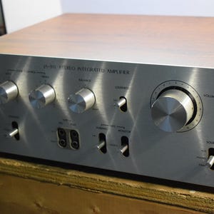Classic Vintage JVC Amplifier