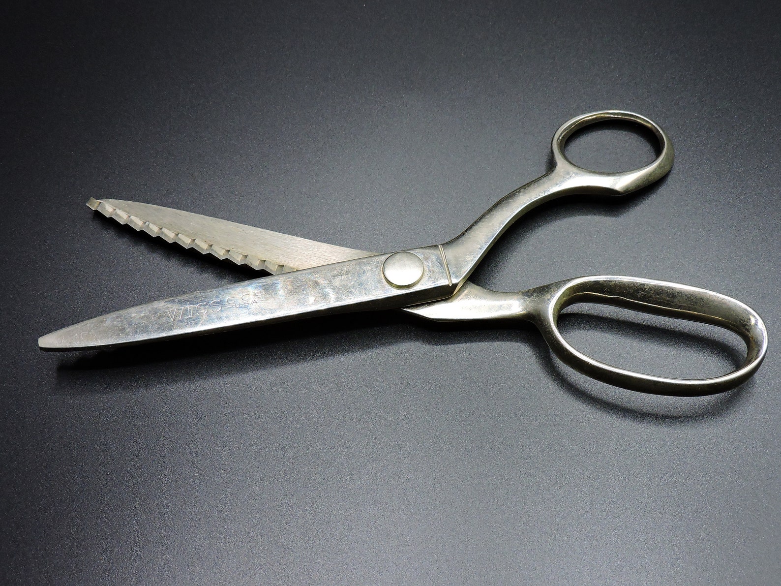 WISS Scissors Vintage Sewing Scissors Pinking Shears Etsy