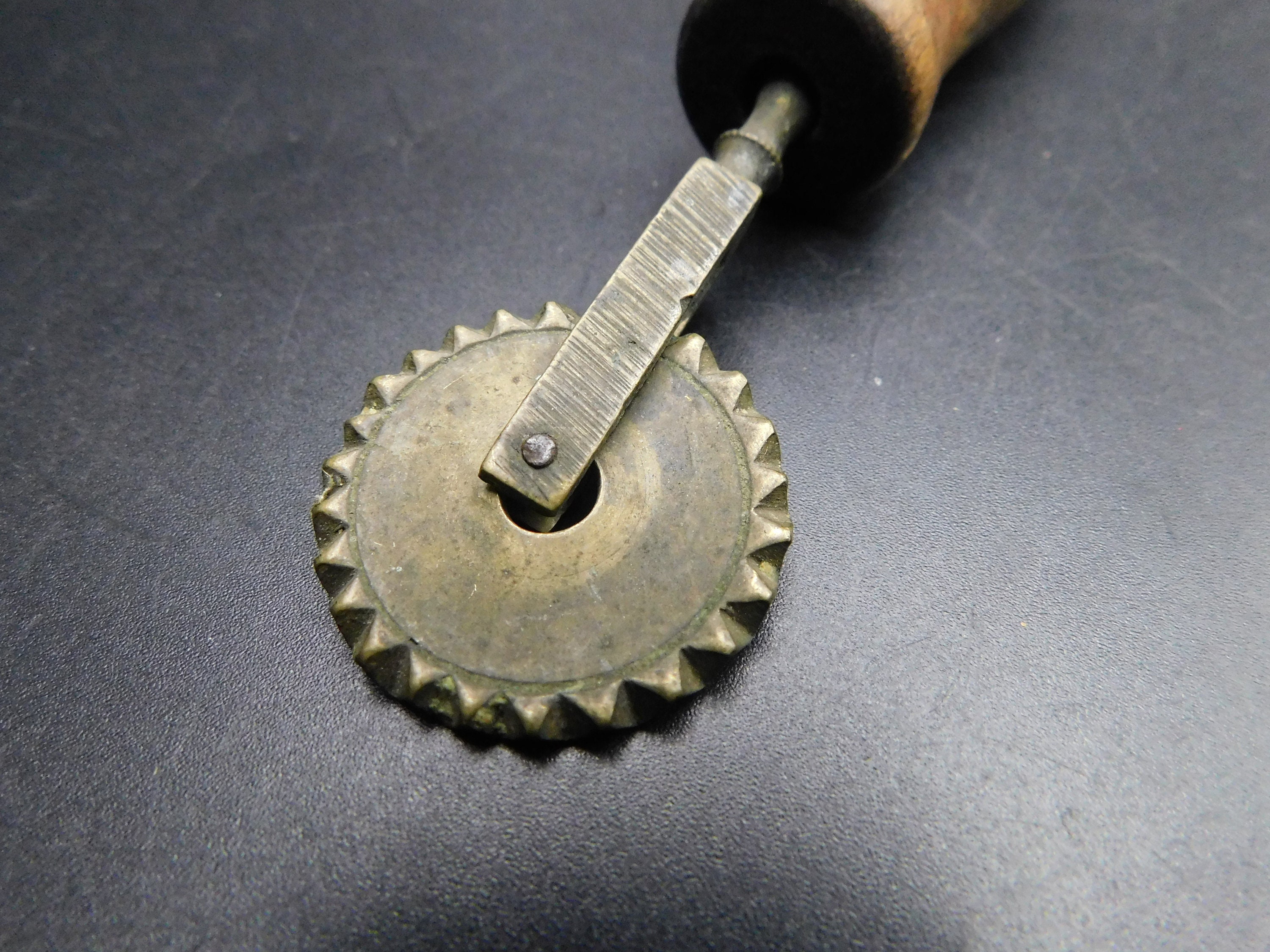 Antique Pie Crimper Vintage Pie Crimper Old Kitchen Tool Etsy