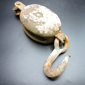 Vintage  Farm Pulley ~  Industrial Pulley with Hook ~ Well Used Vintage Patina ~ Industrial / Farm Decor ~ Chippy Paint Pulley ~ Old Pulley