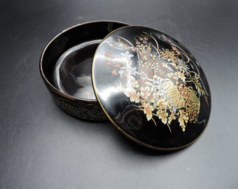 Vintage Imperial Kiku Dish ~ Vintage Japanese Trinket Dish ~ Japanese Chrysanthemum Decorated Dish   ~ Imperial Kiku Covered Dish