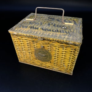 Antique Tobacco Tin ~ Patterson&#39;s Seal Cut Plug ~ Chewing Tobacco Tin ~ Old Tobacco Tin ~ Colorful Tobacco Tin ~ Lunchbox Style Tobacco Tin