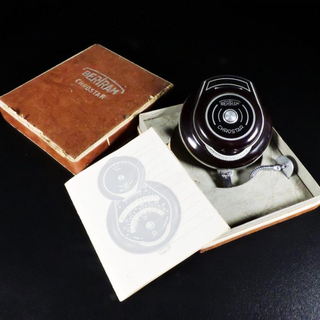 Vintage Bertram Chrostar Light Meter ~ Selenium Exposure Light