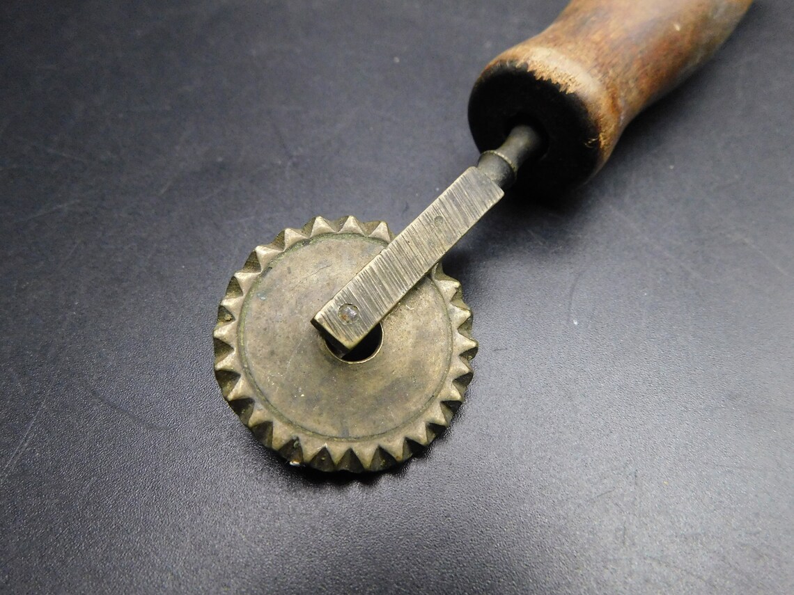 Antique Pie Crimper Vintage Pie Crimper Old Kitchen Tool Etsy