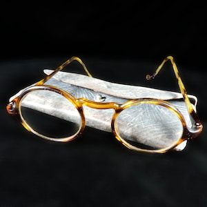 Round Antique Glasses ~ Vintage Faux Tortoise Shell Glasses ~ Antique Reading Glasses ~ Antique Spectacles with Case ~ Antique Eyewear