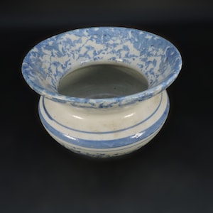 Antique Spittoon ~ Spongeware Spittoon ~ White with Blue Trim Spittoon ~ Early Pottery ~ Americana ~ Chewing Tobacco Spittoon ~ Saloon Decor