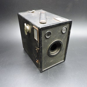 Antique AGFA Box Camera ~ AGFA D6 Cadet Camera ~ Old Box Camera ~ AGFA 116 Film Camera ~ Vintage Photography ~ Camera Collecting
