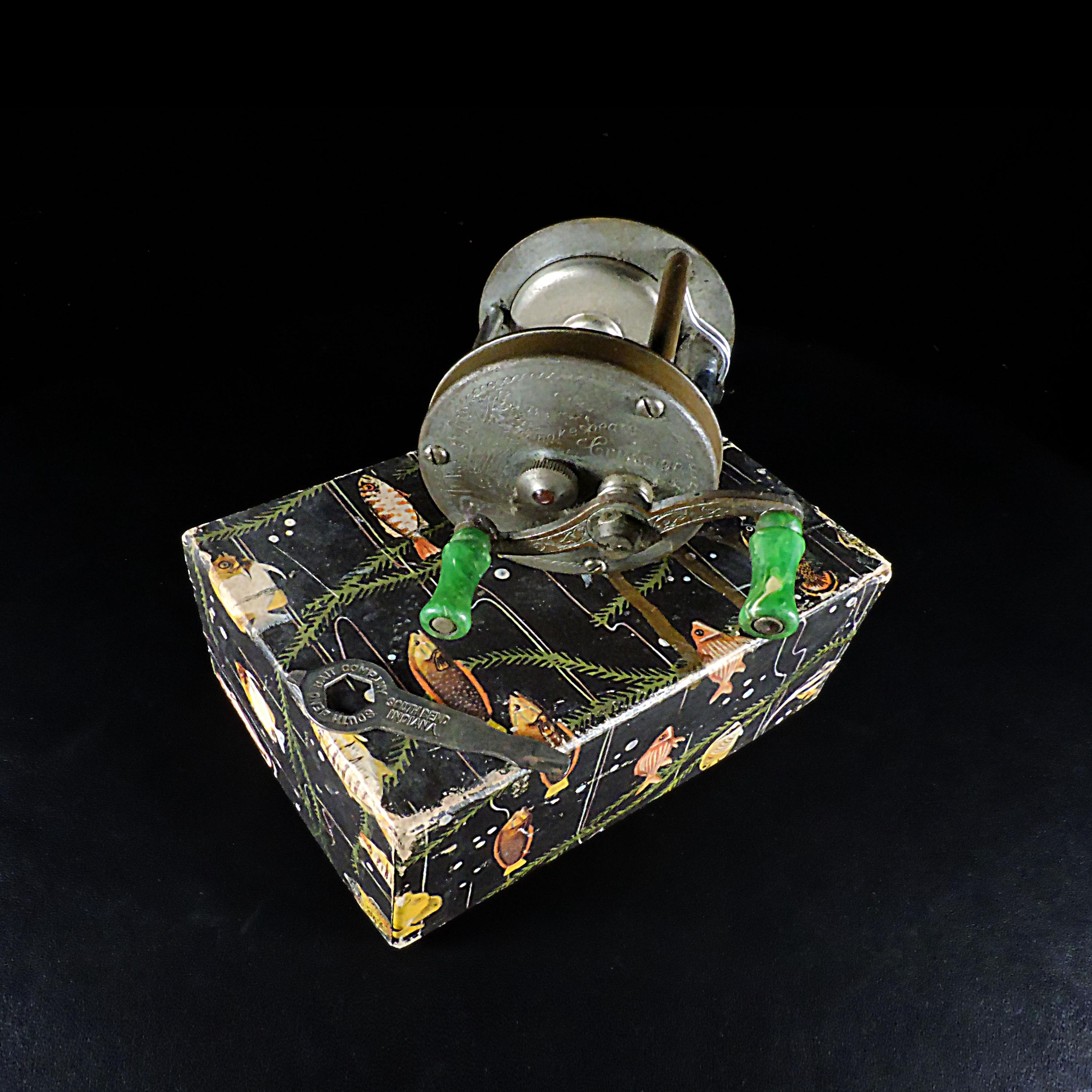 Antique Fishing Reel ~ Vintage Shakespeare Criterion 1961 With