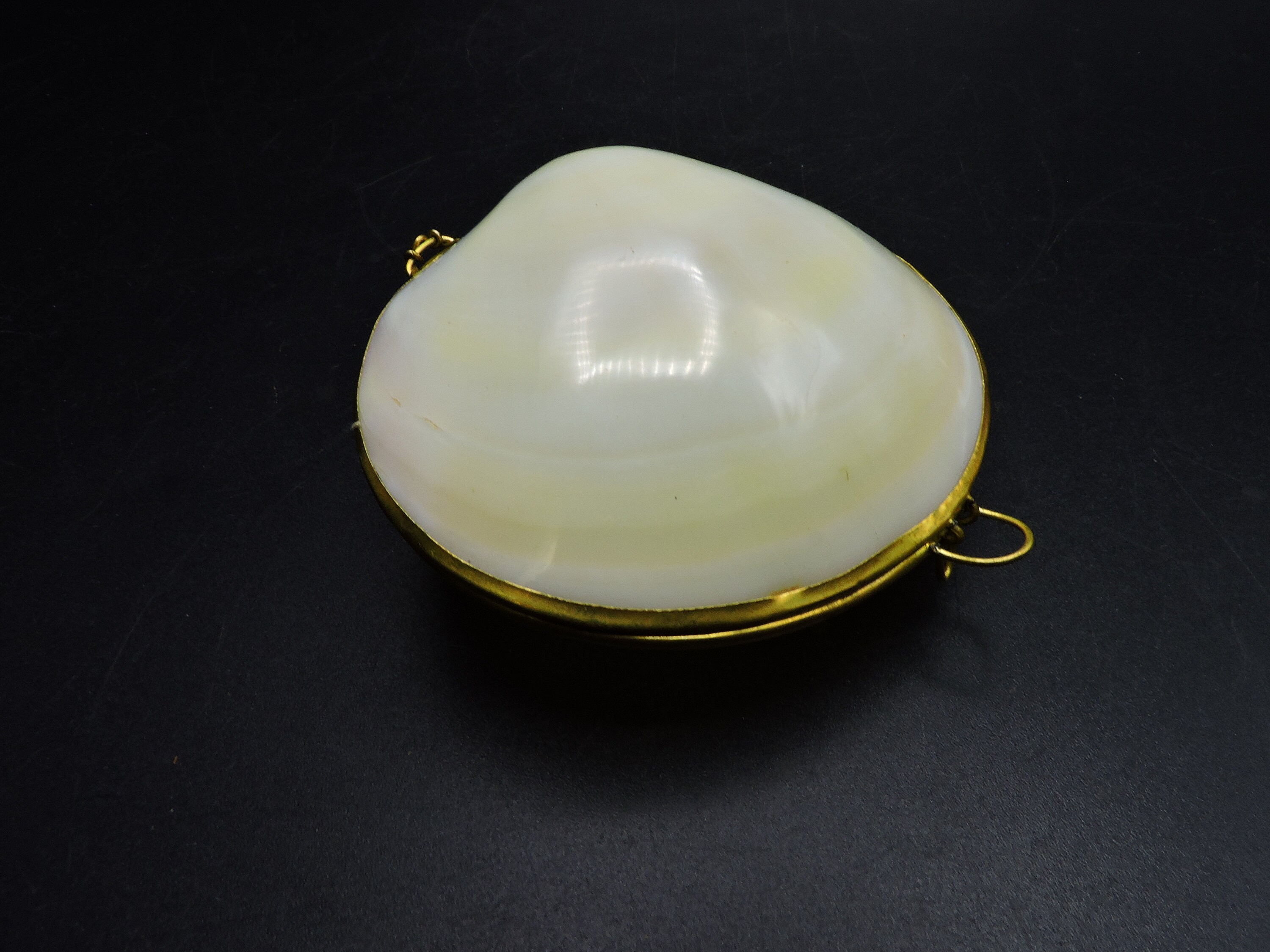 Vintage Clam Shell Trinket Box Mother of Pearl Trinket Box Etsy