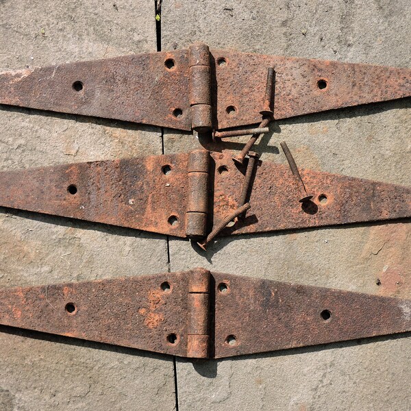 Vintage 20" Strap Hinges ~ Old Barn Door Hinges ~ Rusty Old Patina ~ Huge Old Hinges ~ Architectural Salvage ~ Farm Salvage