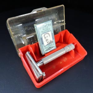 Vintage Gillette Razor With Case ~ Gillette Razor in Original Case ...