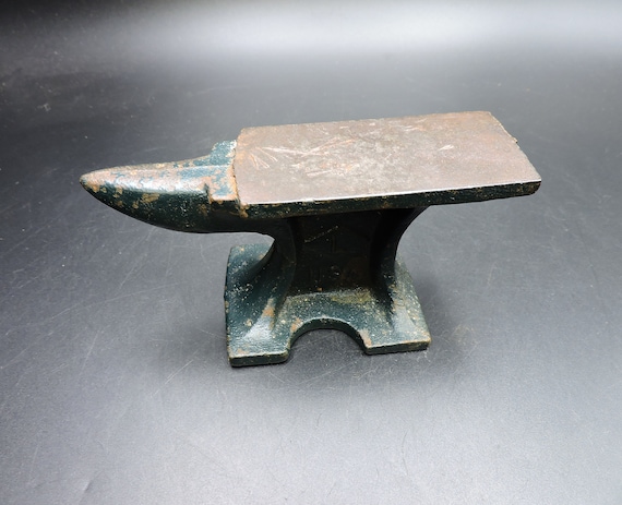 Vintage Anvil USA Made Anvil 219 L USA Mini Anvil Blacksmith Silversmith  Tinsmith Goldsmith Jewelers Anvil 