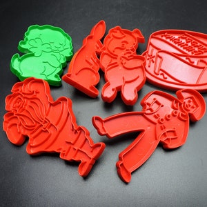 Vintage Plastic Cookie Cutters