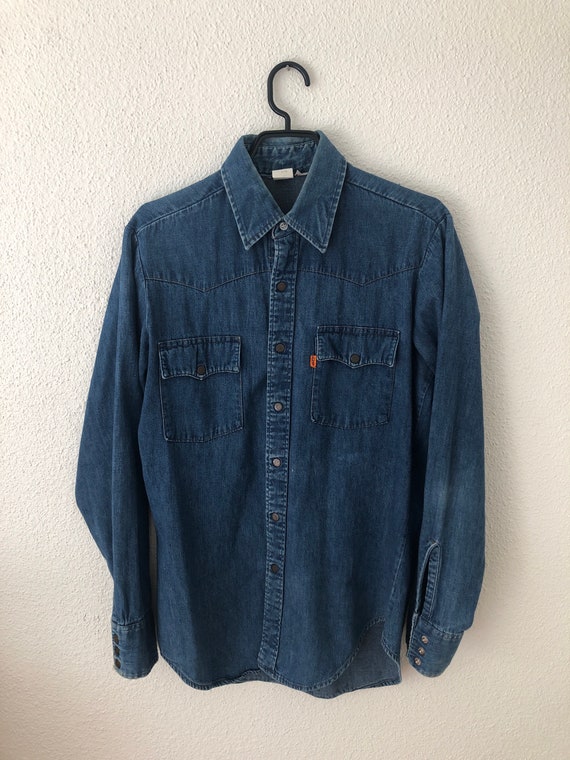 Vintage 1990’s Levi’s orange tag denim button down