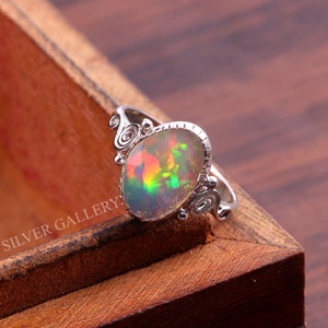 More Fire Natural Ethiopian Opal Ring Statement Ring 925 Sterling Silver Ring Gift for Lover October Birthstone Top Quality Rainbow Opal