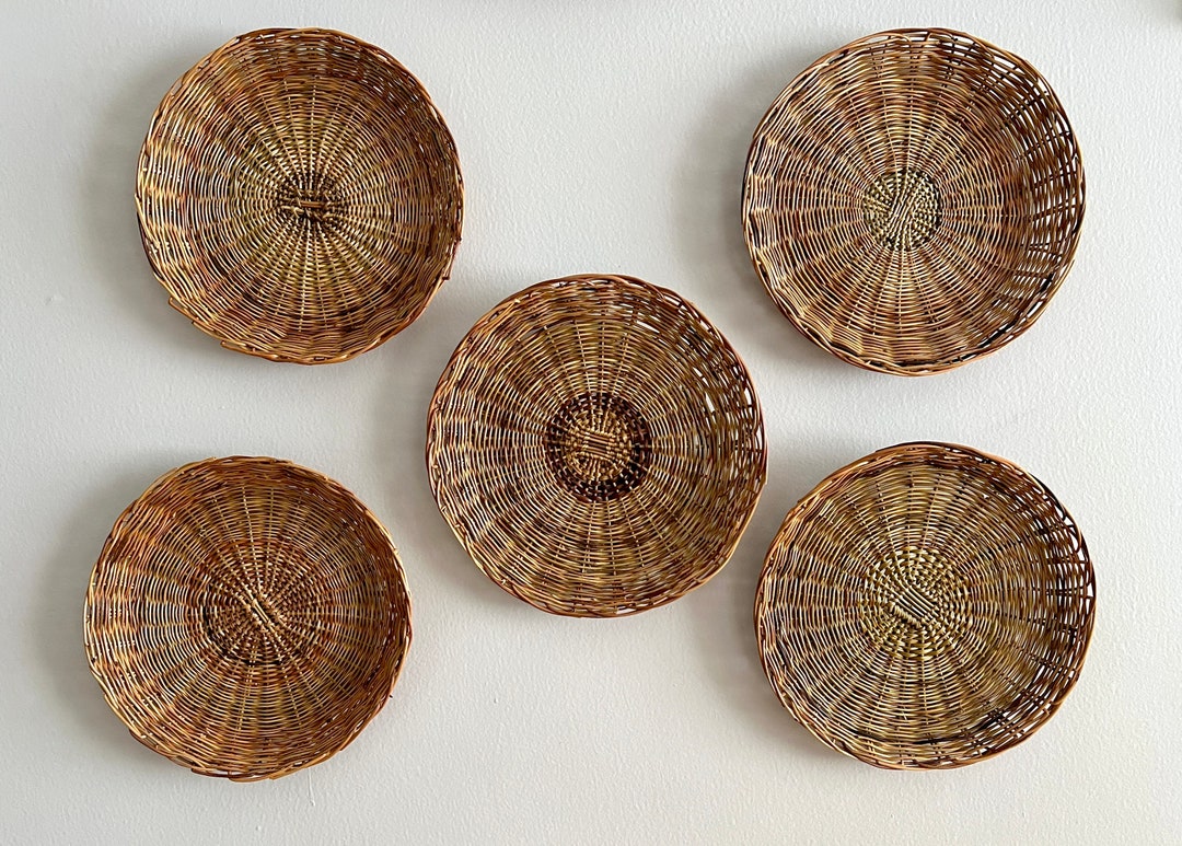 5 Vintage Woven Wicker Paper Plate Holders, Paper Plate Chargers, Wall