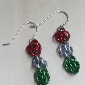 Christmas chain maille earrings Red, silver, green earrings Sweet pea weave chain maille earrings Lightweight earrings image 3