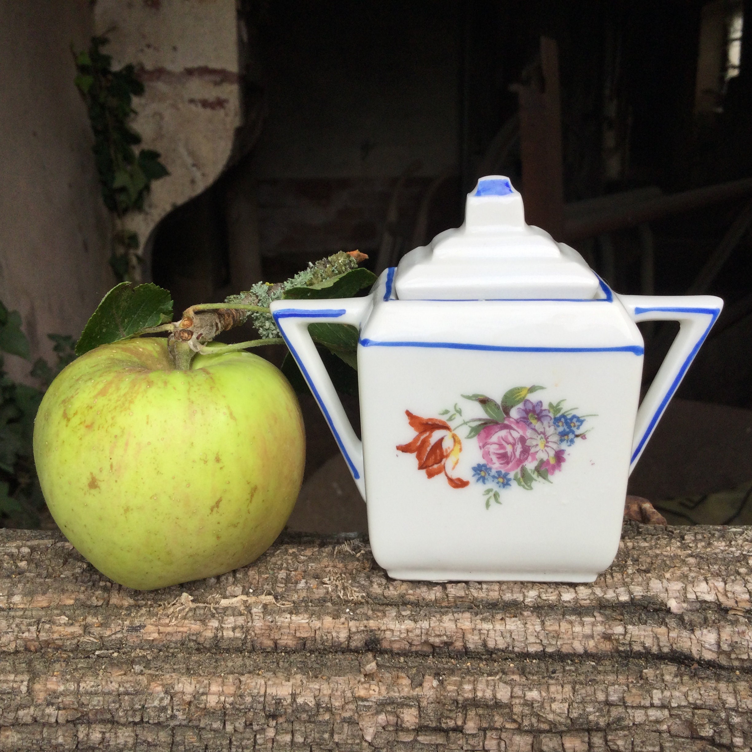Service à Café Miniature – Porcelaine De Saxe 1931 – JLMENAU – Maison De Poupée