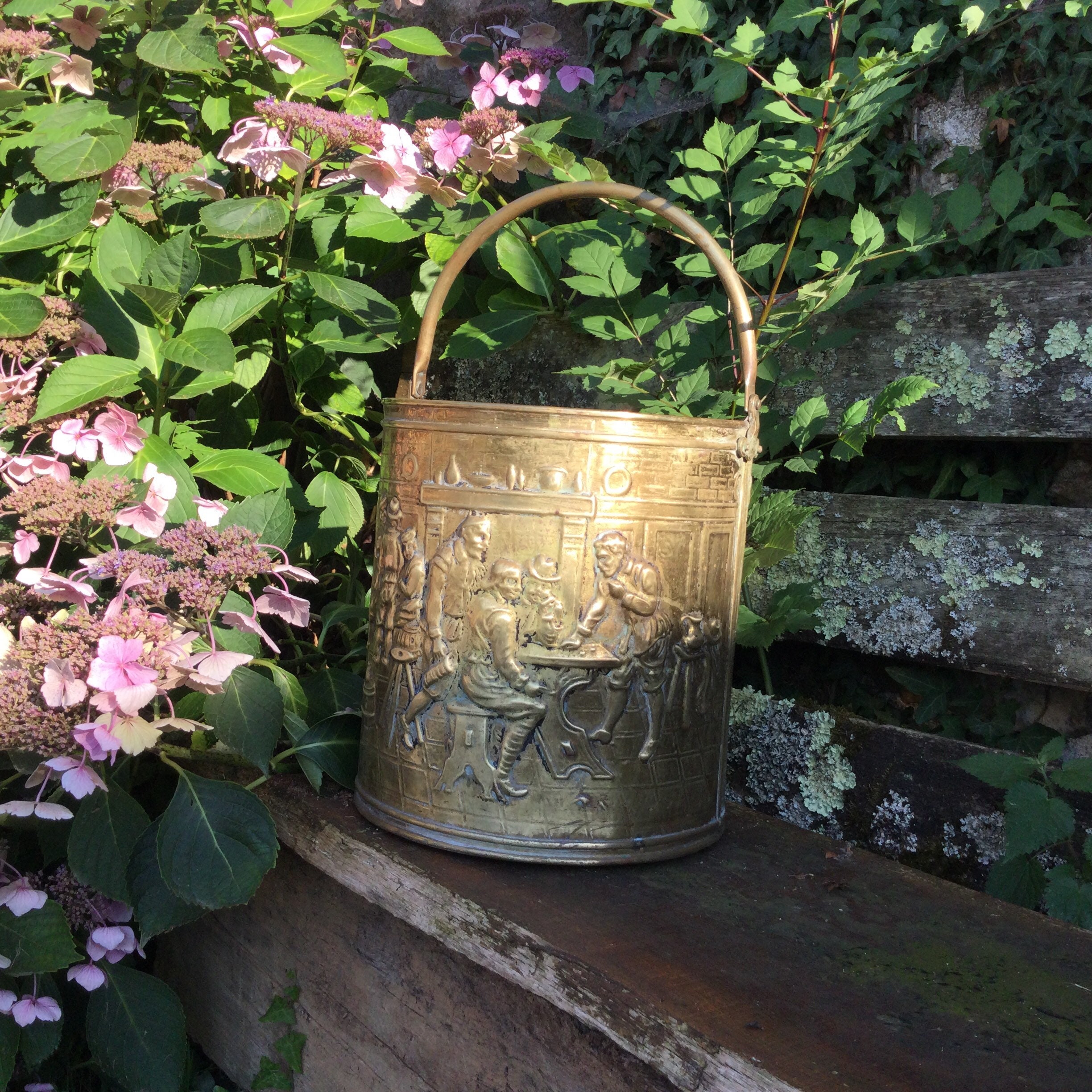 Grand Bac à Seau Décoratif en Laiton, Conteneur de Rangement Porte-Fleurs ou Plantes Parapluie Peut 