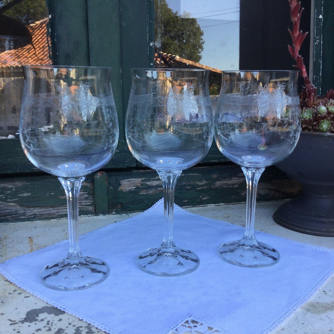 6 Long Stemmed Water and Wine Glasses 1940s Bohemian Tulip Etsy