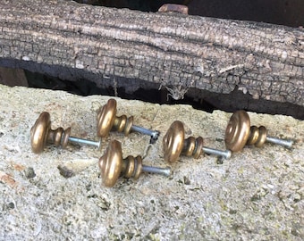 5 Solid brass drawer knobs/French vintage cabinet furniture/5 heavy cabinet pulls/quality salvage/brass drawer hand holds/French farmhouse