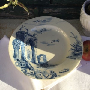 Antique cake stand blue and white pedestal dish Gien faïence ceramic serving plate centerpiece presentation dish French country chic decor