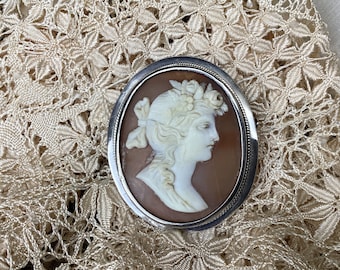 A large antique cameo brooch/mother of pearl and silver brooch/etched shell and silver clasp/Victorian style pin/French vintage jewelry