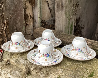 19thC Paris porcelain cups and saucers/4 French coffee cups and saucers/1800s hand painted pure white porcelain/polychrome flower garlands