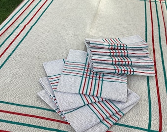 Basque table cloth and 8 napkins/French iconic table linen/vintage table cloth and napkin set/al fresco table linen/red and green tableware